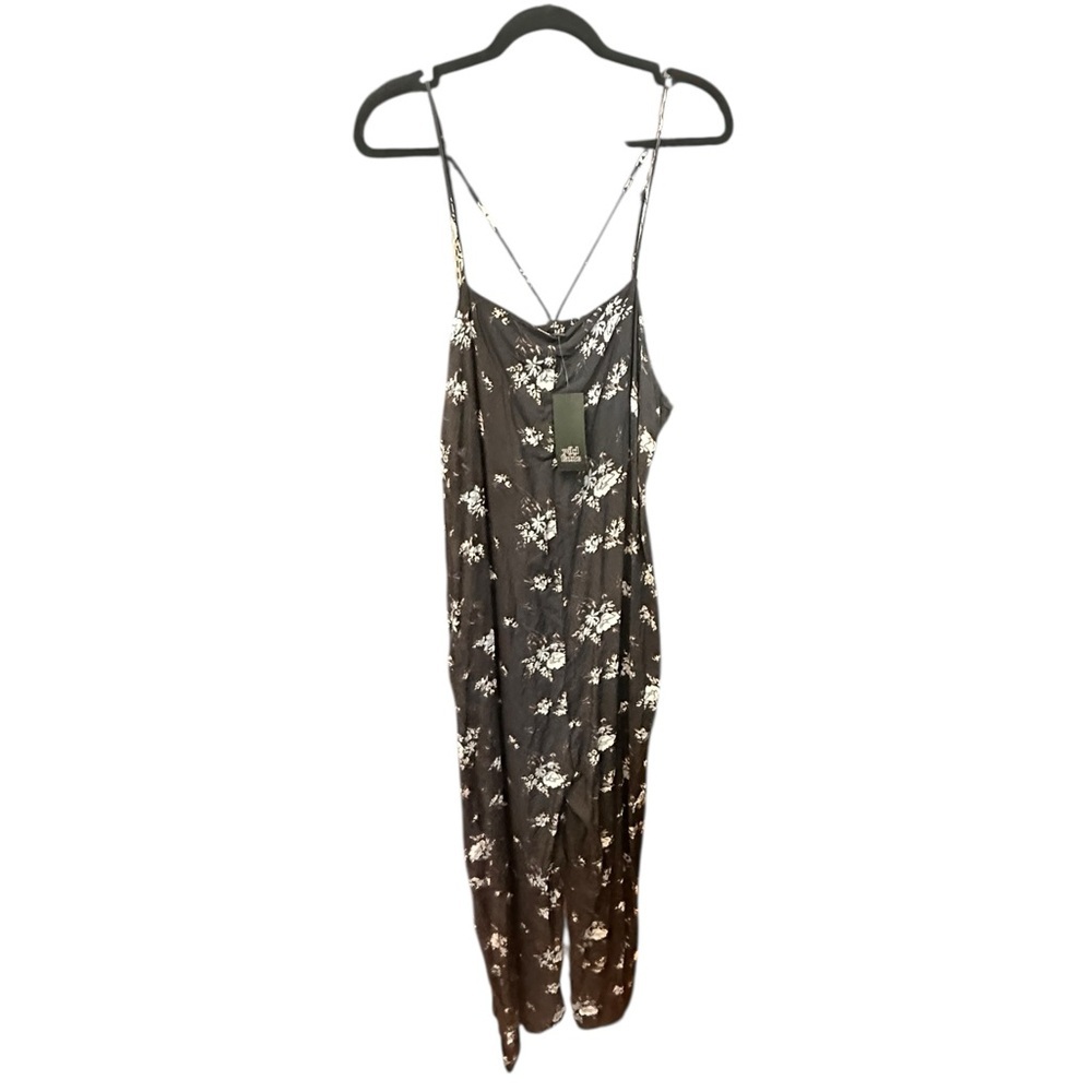 NWT Floral Jumpsuit - Picture 3 of 6